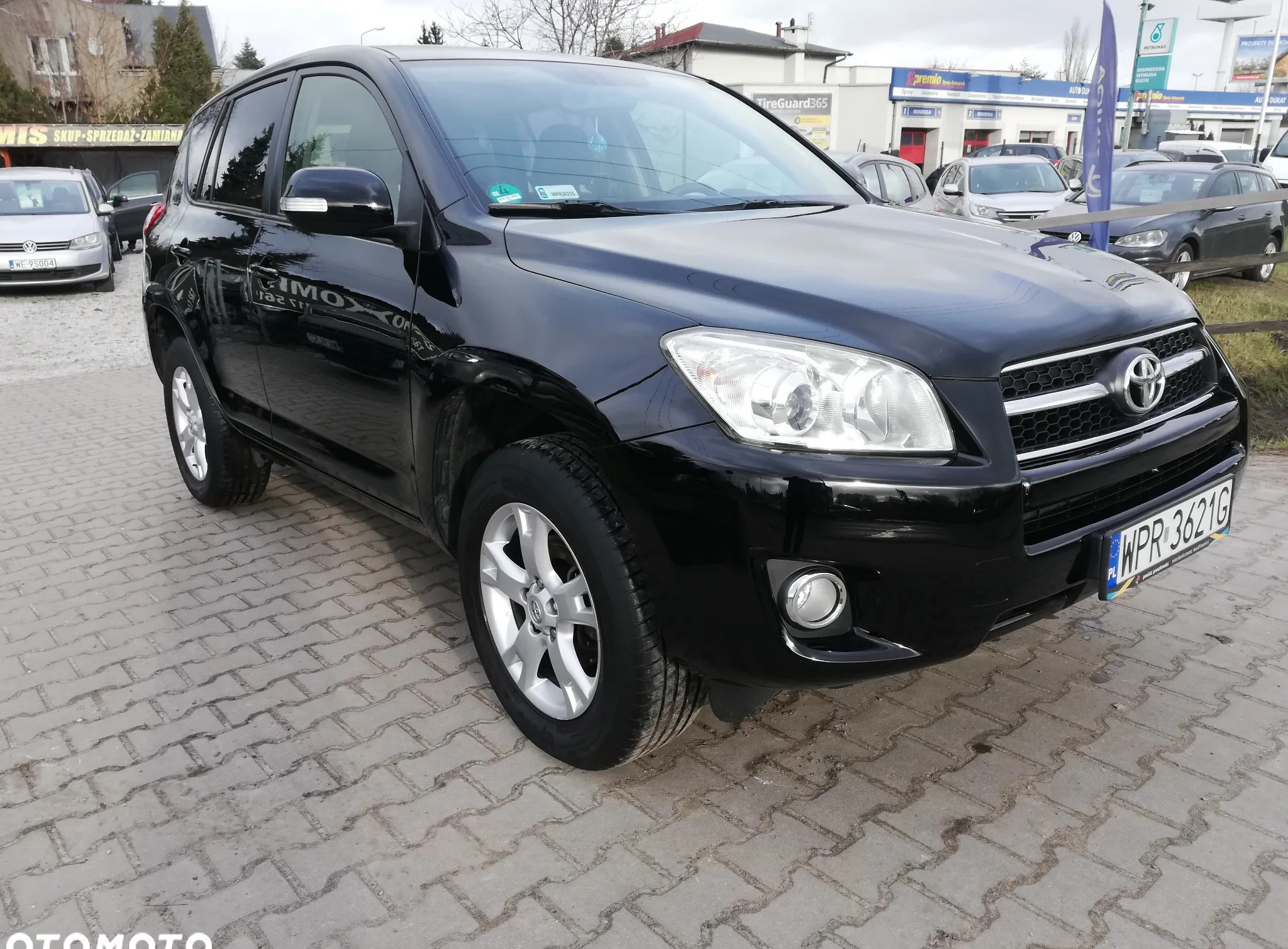 Toyota RAV4 cena 41900 przebieg: 162700, rok produkcji 2009 z Piastów małe 352